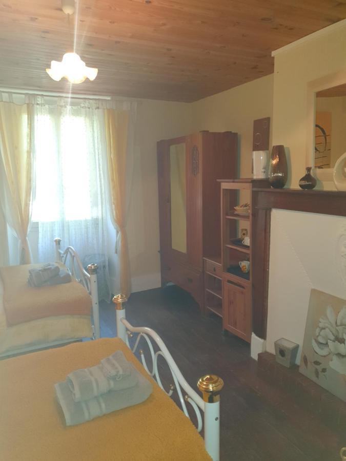 Magnac-Laval Sunset House Chambres De Hotes מראה חיצוני תמונה