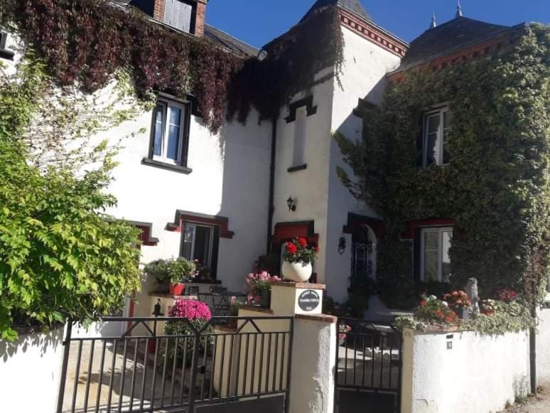 Magnac-Laval Sunset House Chambres De Hotes מראה חיצוני תמונה