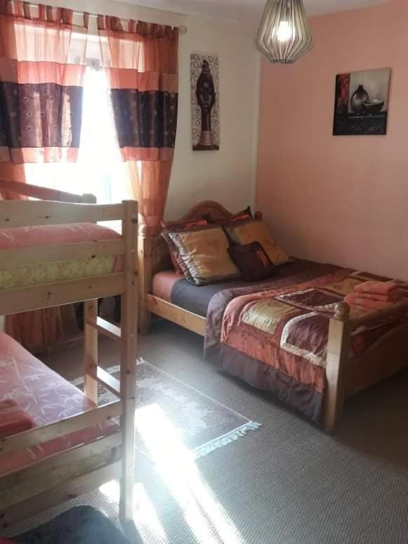 Magnac-Laval Sunset House Chambres De Hotes מראה חיצוני תמונה