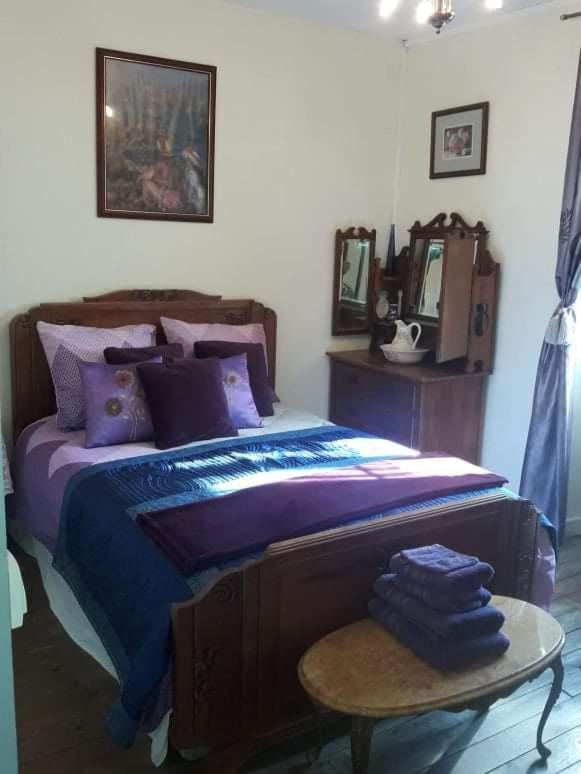 Magnac-Laval Sunset House Chambres De Hotes מראה חיצוני תמונה