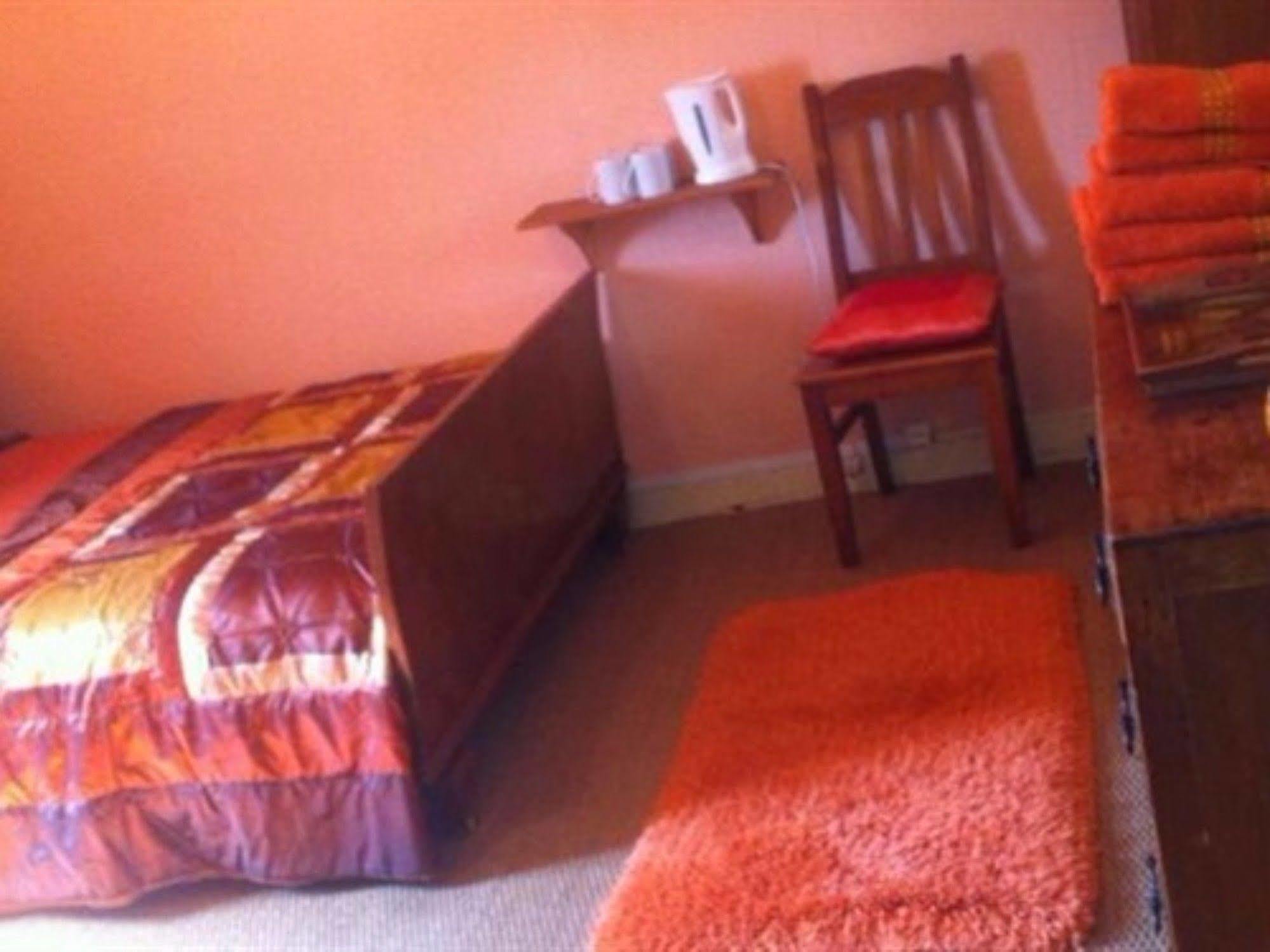Magnac-Laval Sunset House Chambres De Hotes מראה חיצוני תמונה